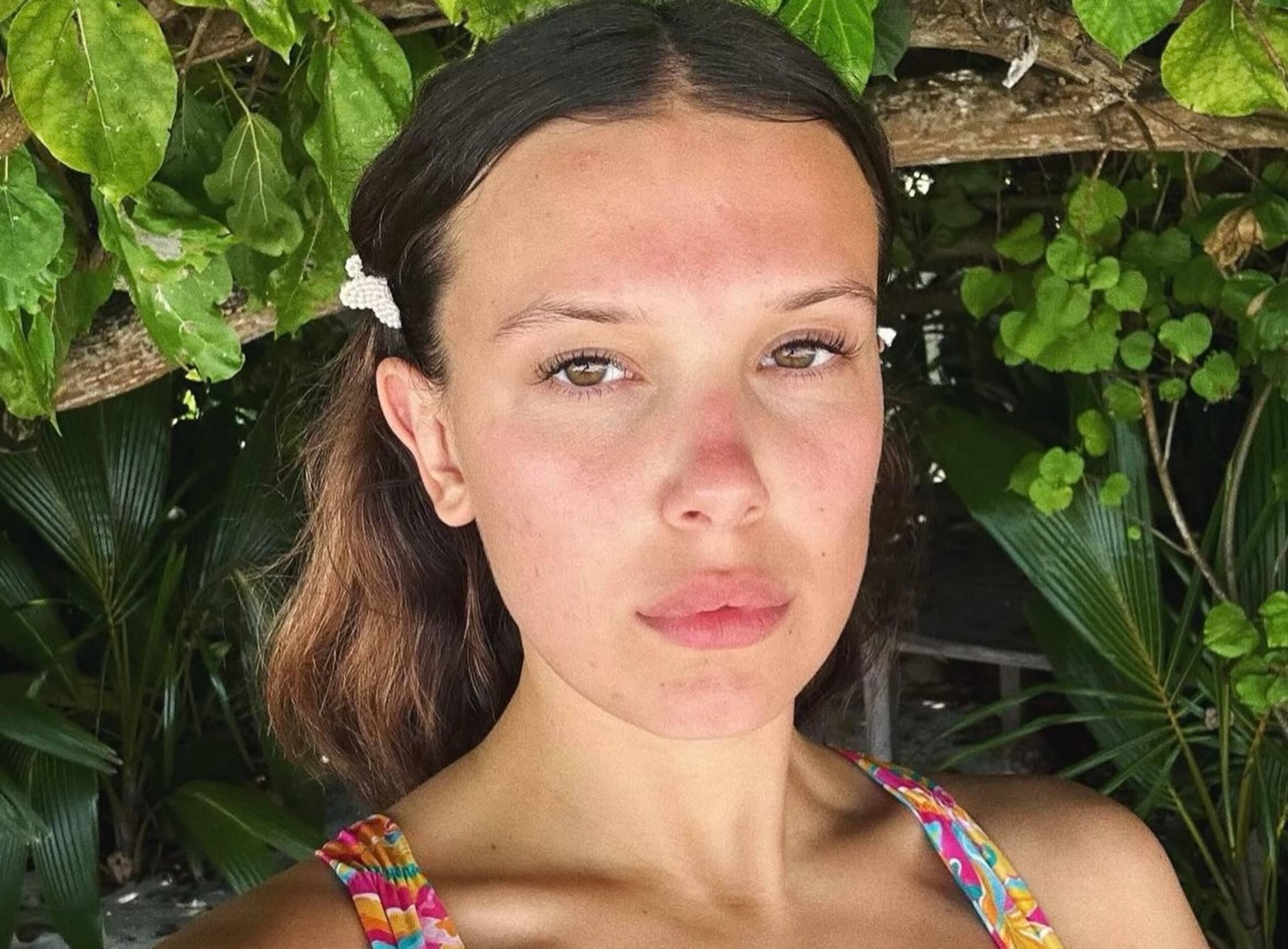 Millie Bobby Brown incarne l’esthétique tendance