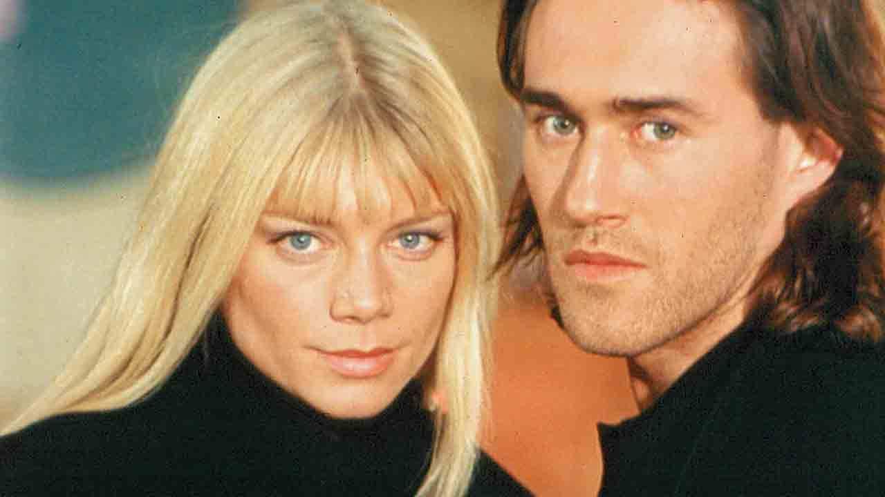 Peta Wilson et Roy Dupuis, Nikita.