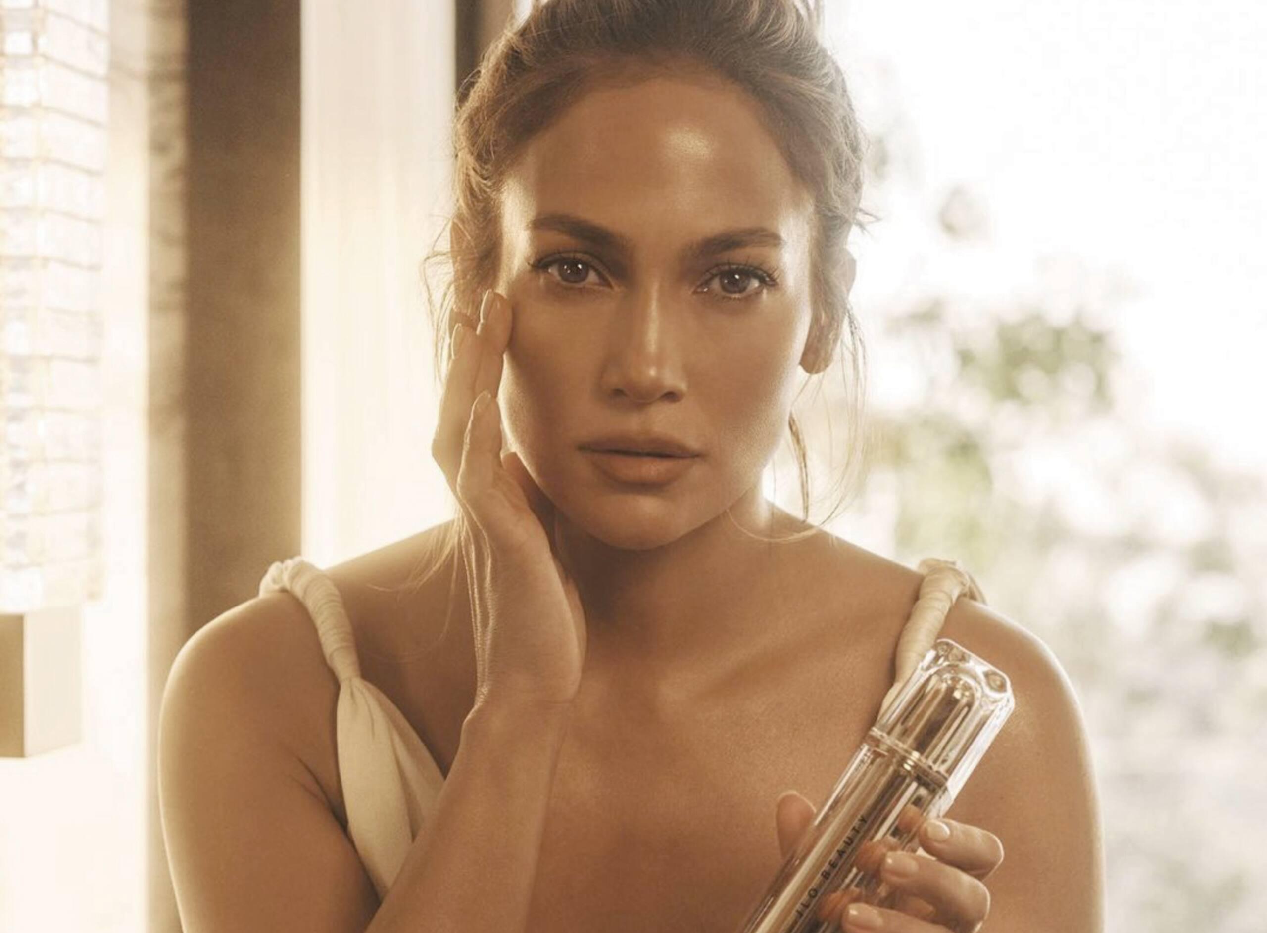 JLo sort sa gamme de soins pour la peau