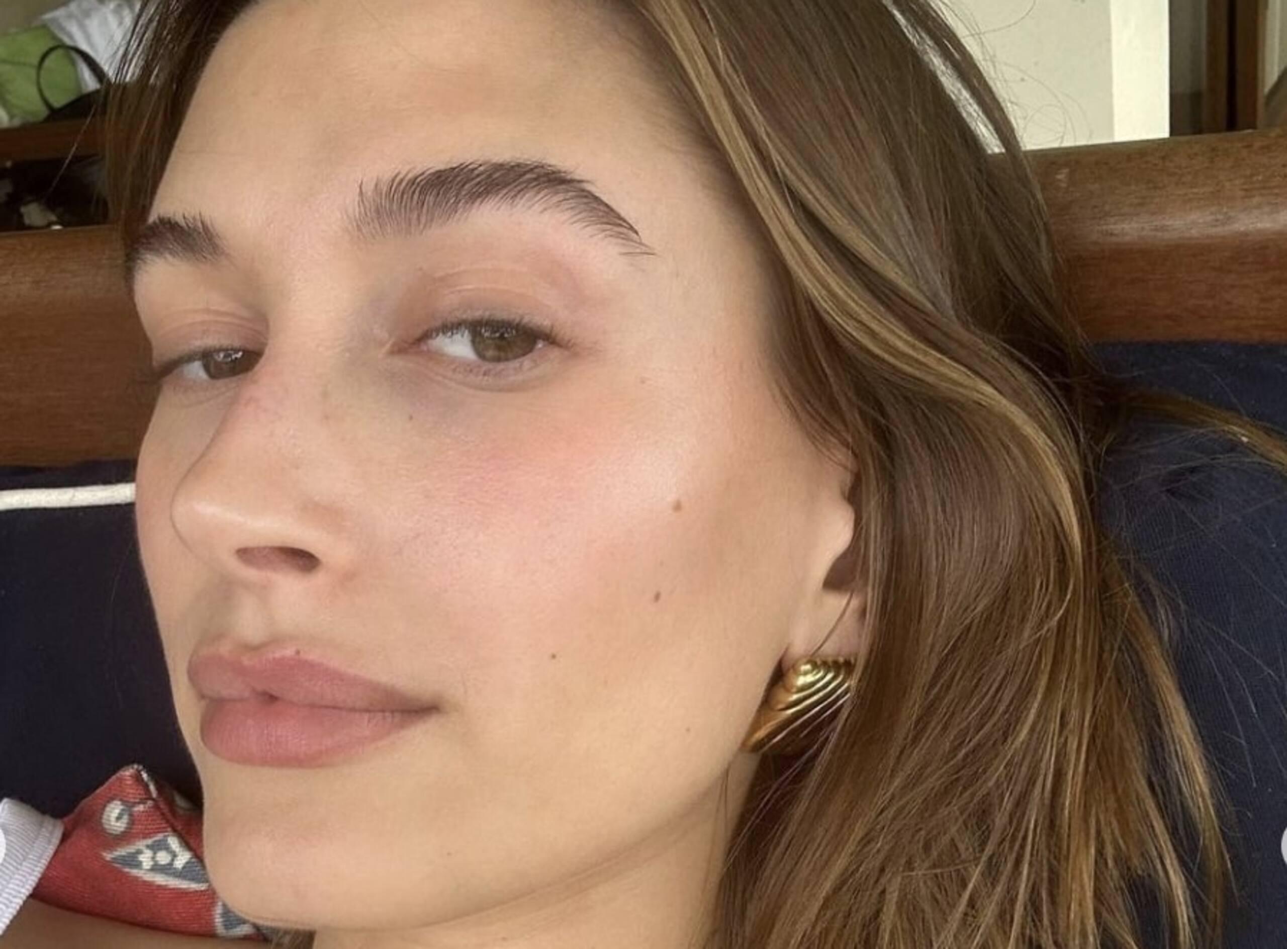 Hailey Bieber aborde la chicane publique