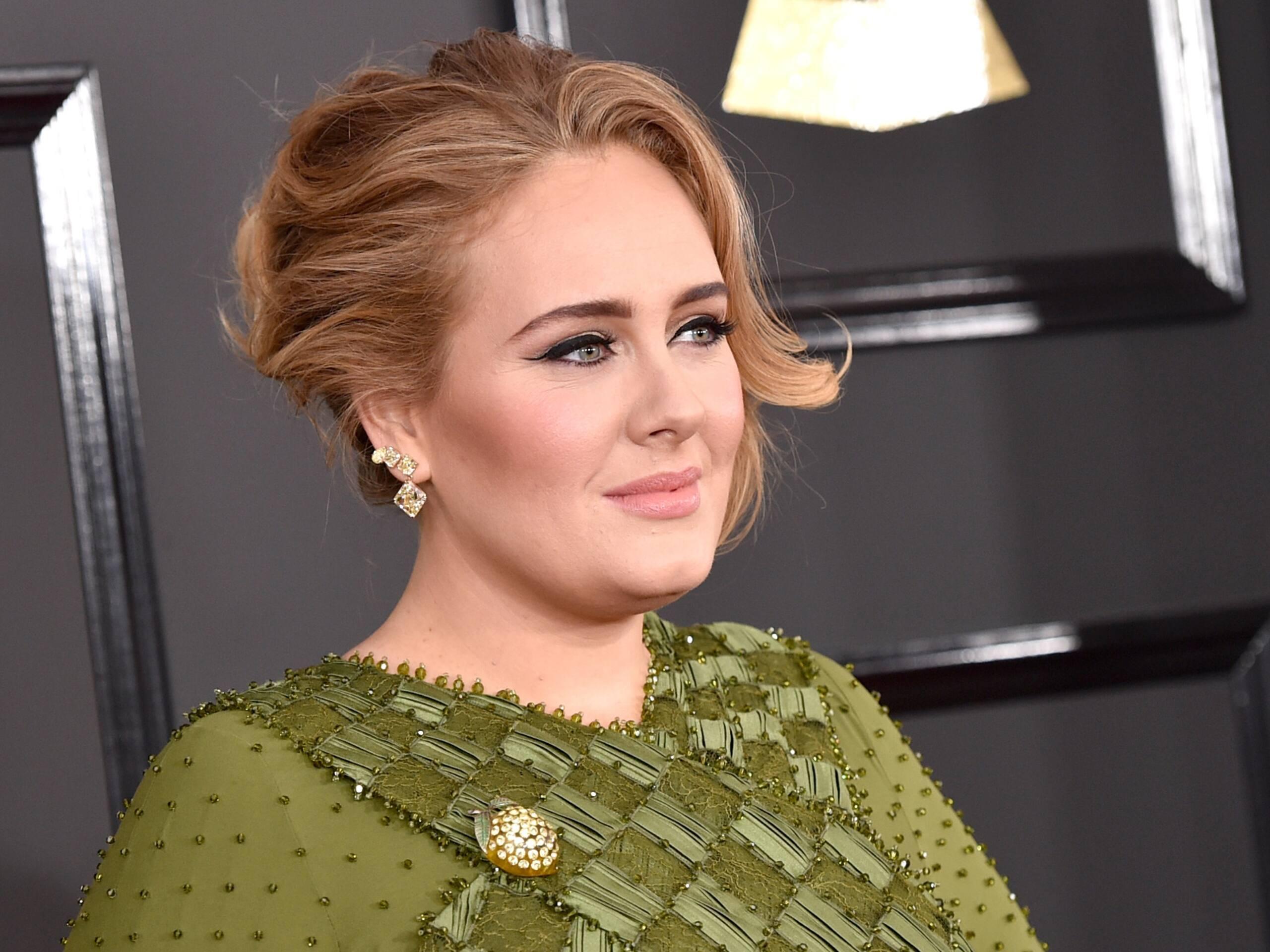 Adele en deuil de son père