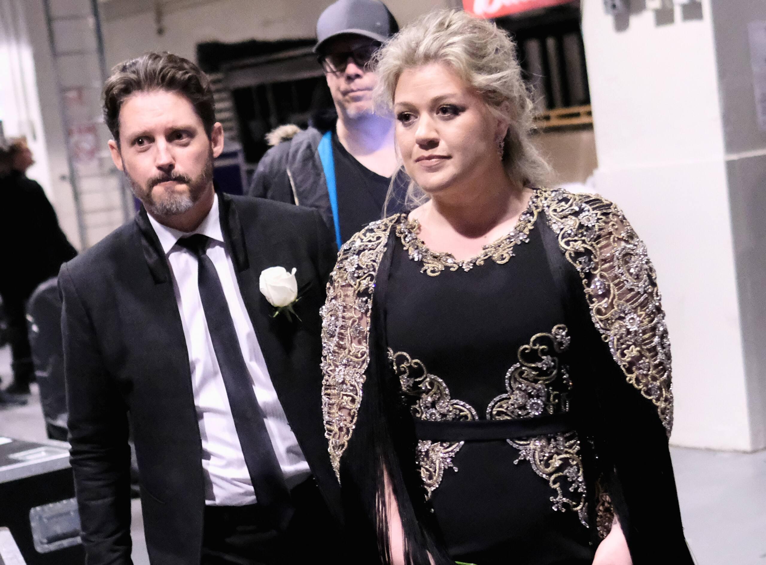 Kelly Clarkson demande le divorce! 