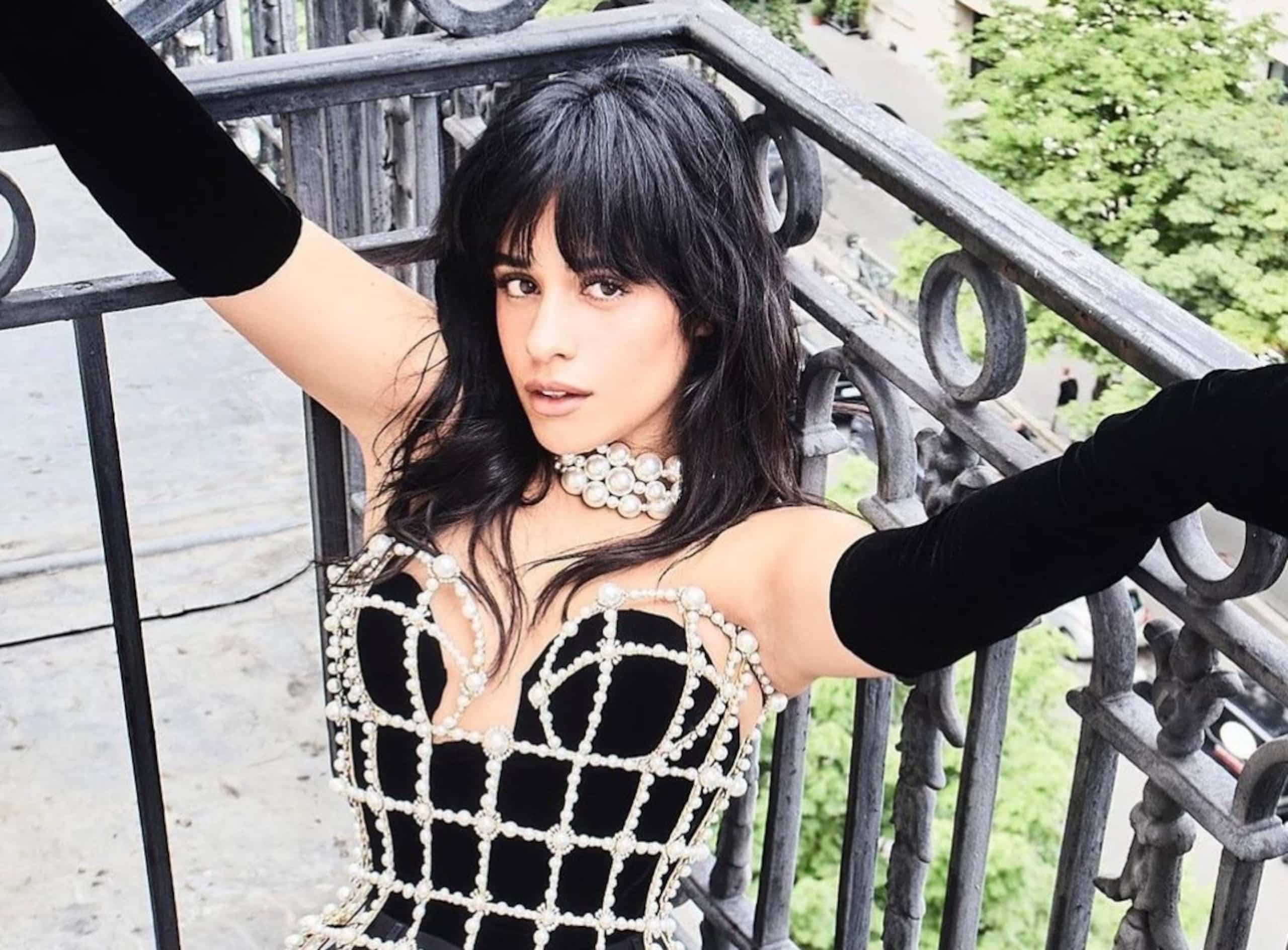 Camila Cabello nous éblouit en bikini de diamants