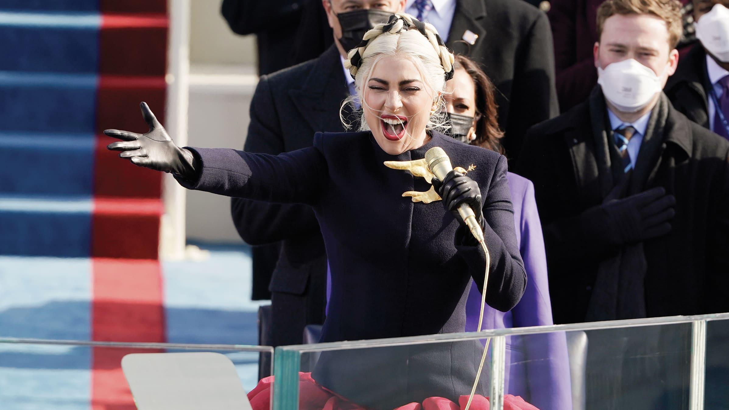 C’est Lady Gaga qui a interprété l’hymne national.