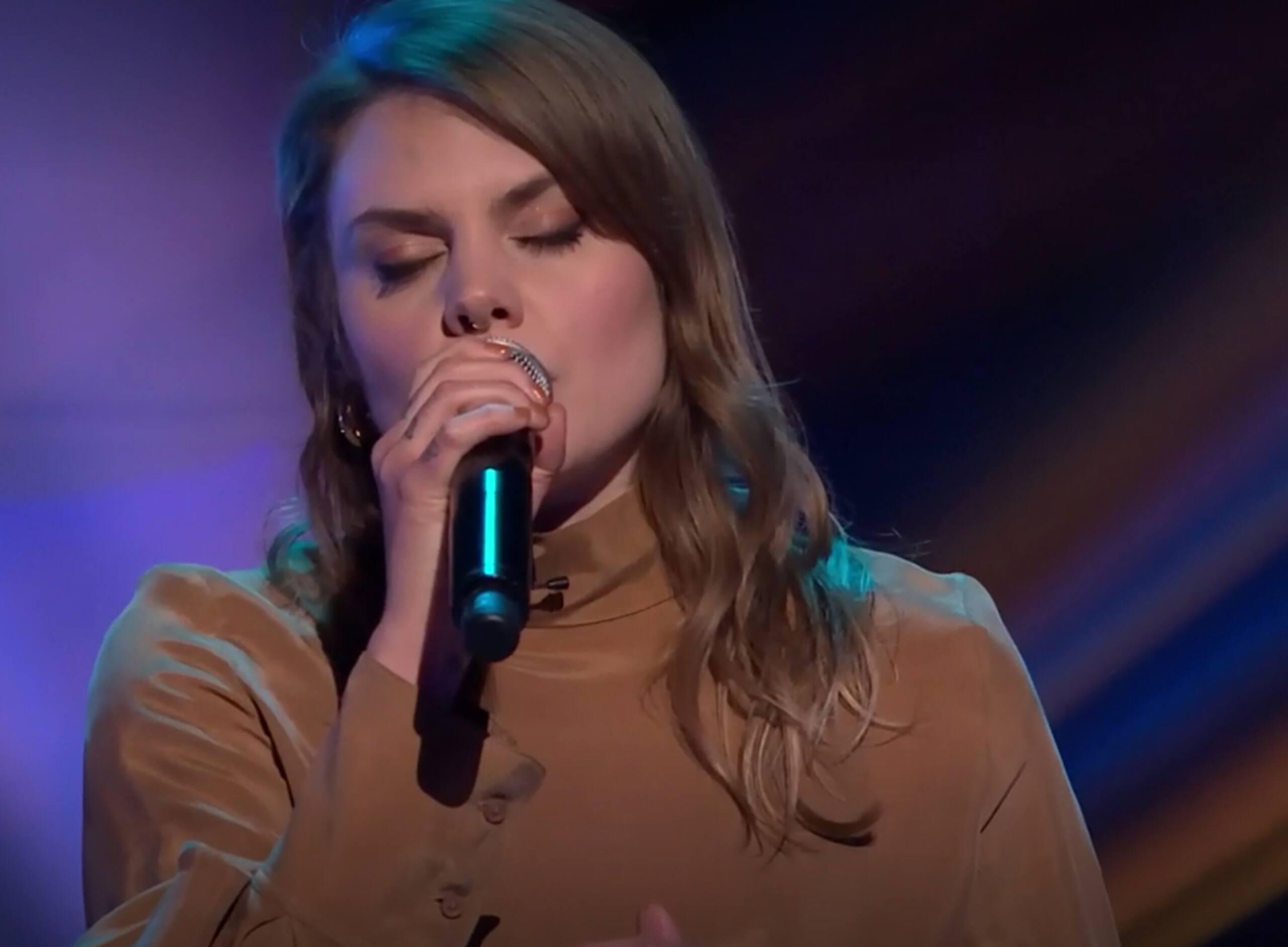 Coeur de Pirate dévoile une nouvelle chanson