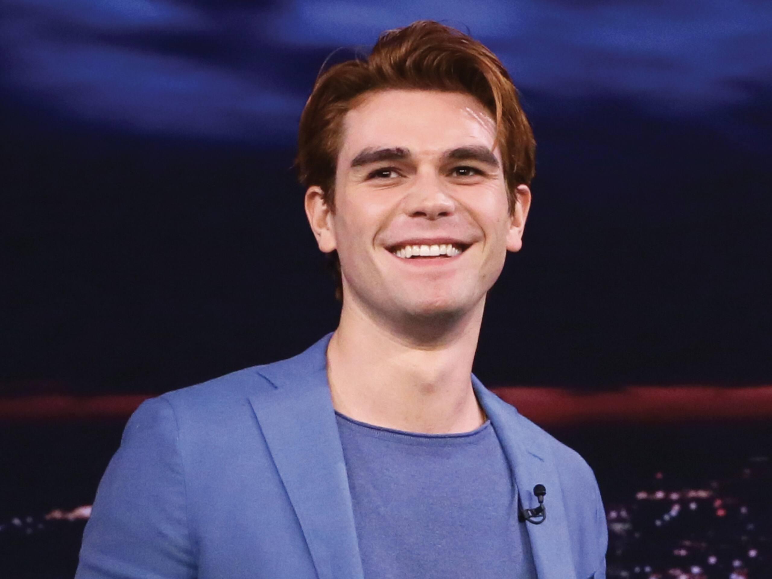 KJ Apa devient papa d'un garçon