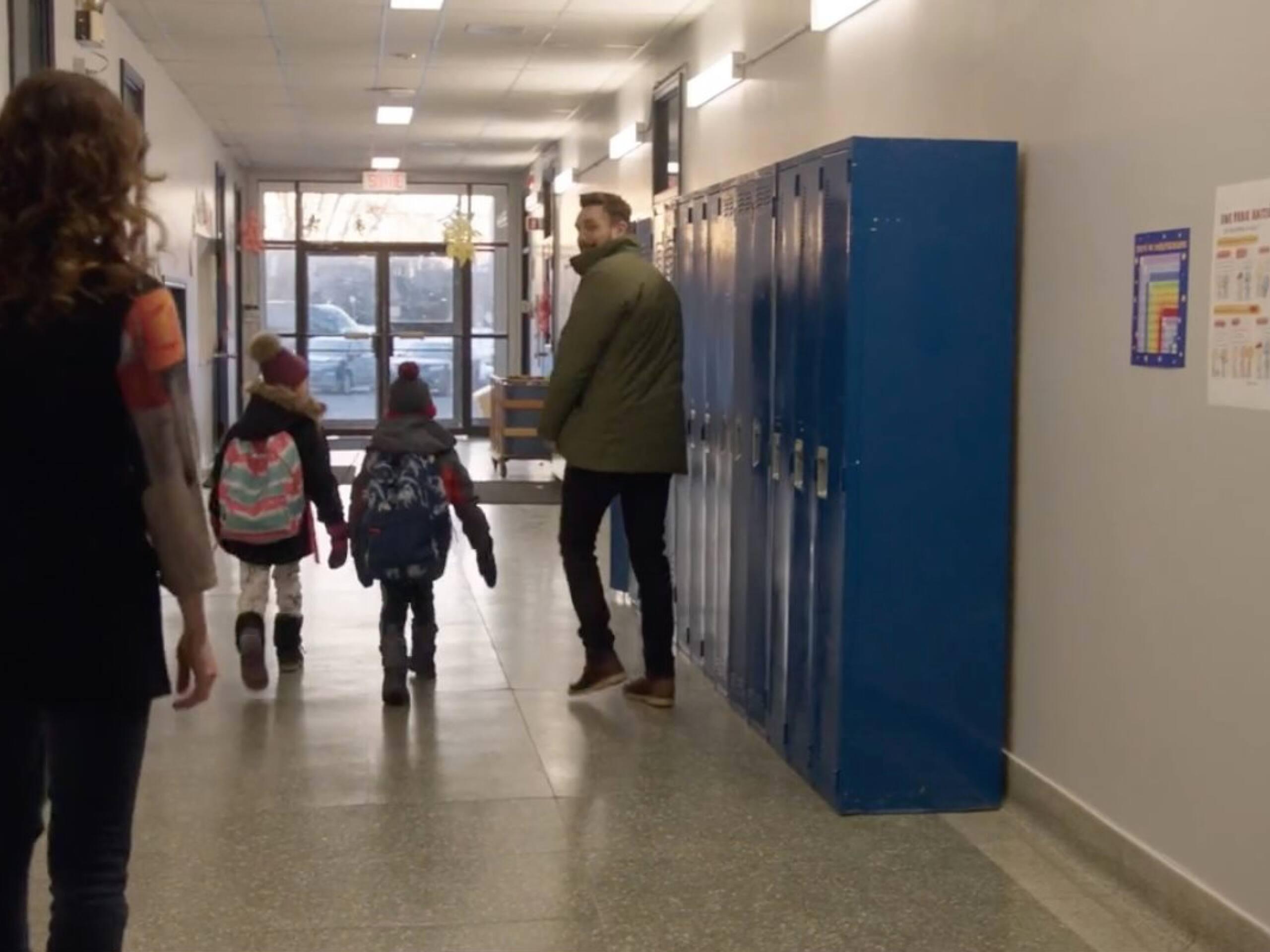 Un ancien de Star Académie dans District 31