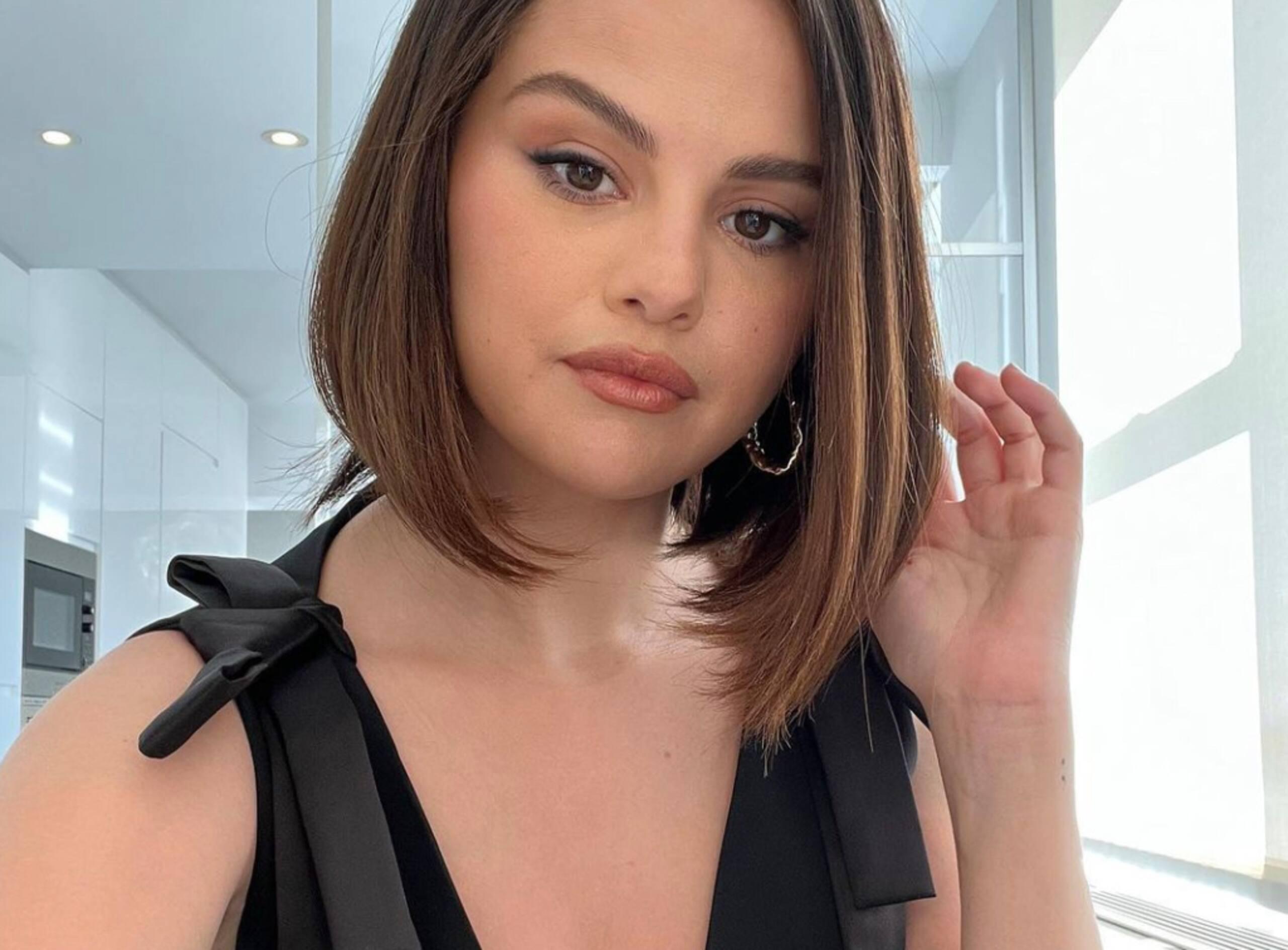 Selena Gomez porte LA tendance sexy de l'été