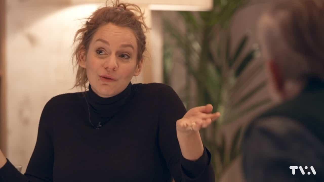 Léane Labrèche-Dor parle de sa grossesse avec humour