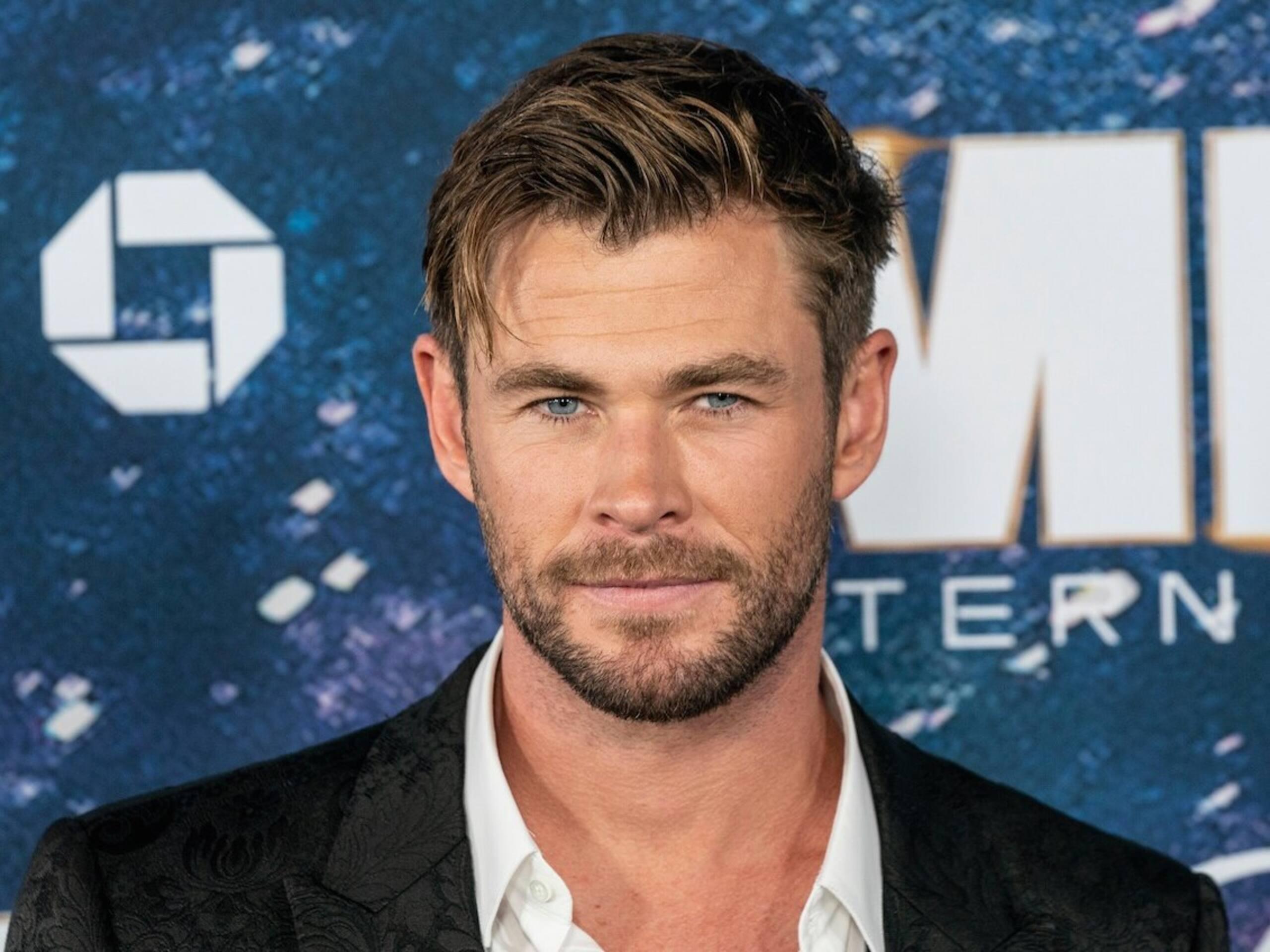 Chris Hemsworth offre des entraînements gratuits!