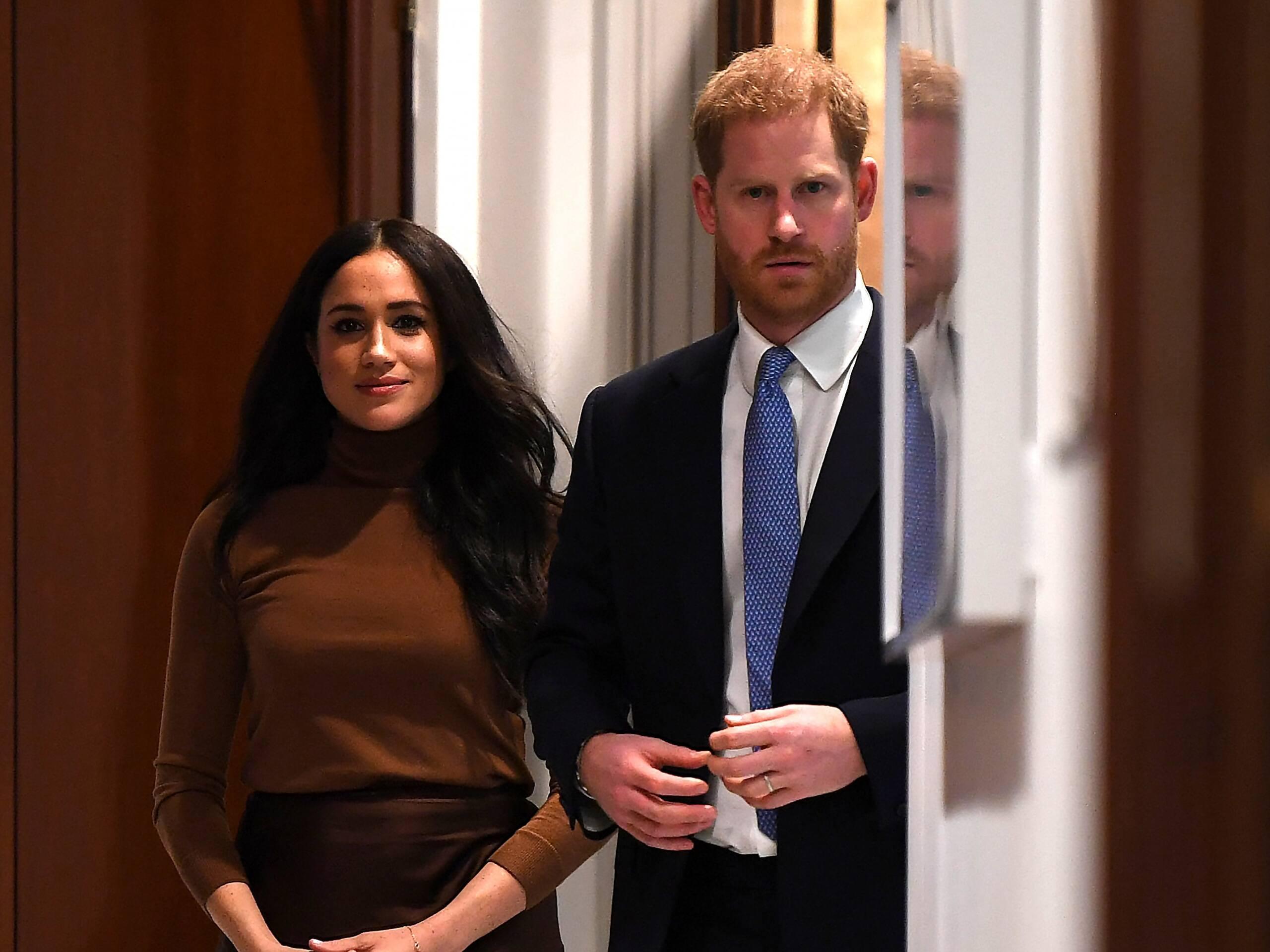 Harry et Meghan prennent leurs distances